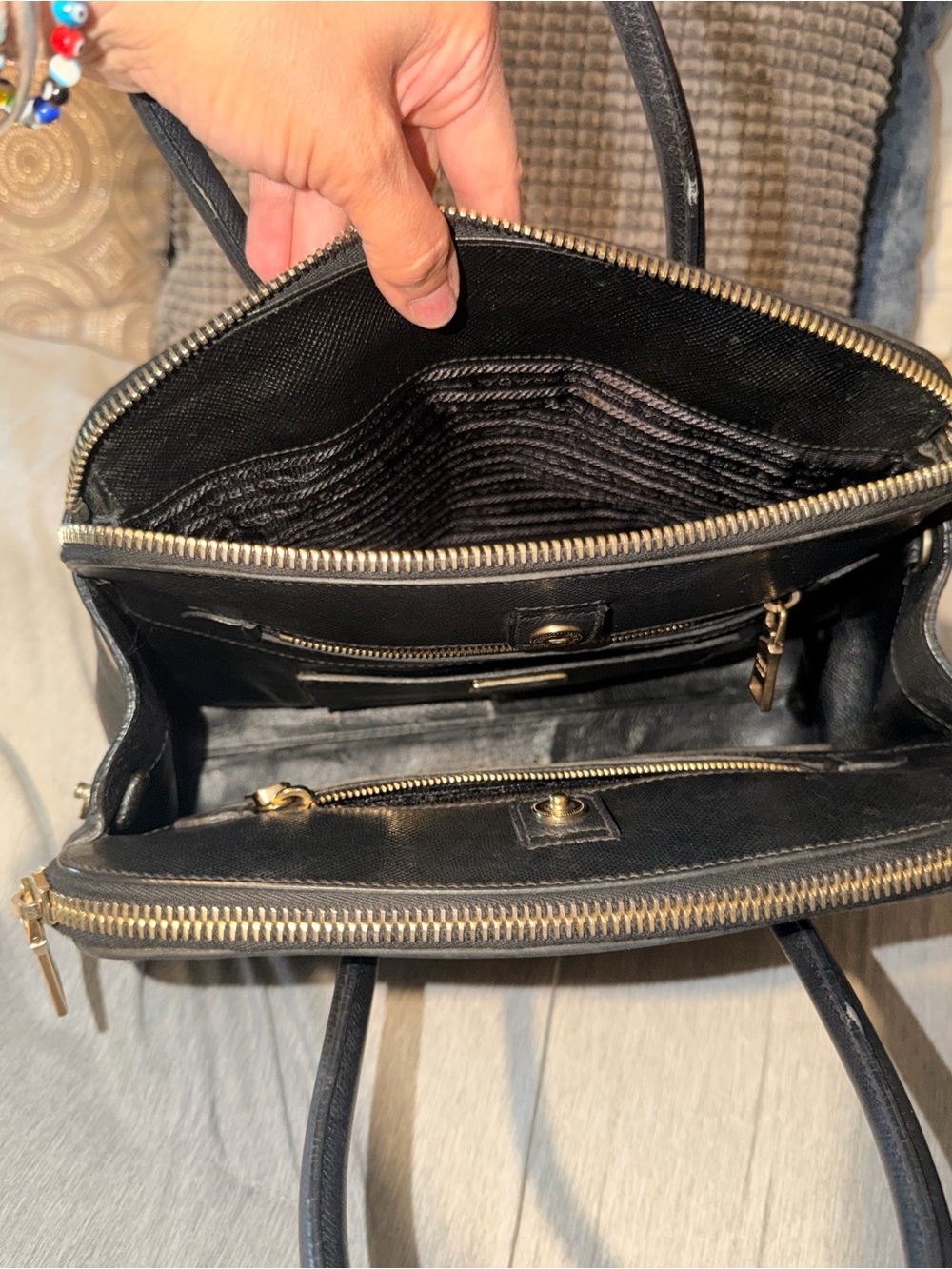 Prada Black Saffiano Cuir Leather Dome Tote Handbag - Picture 16 of 16